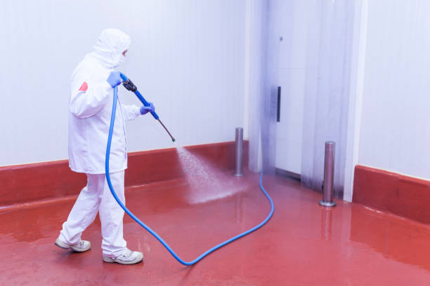 Animal Enclosure Cleaning in South Cleveland, TN